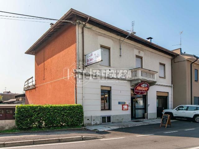 Appartamento in vendita di 304 m² in Via A. Colombo, 10