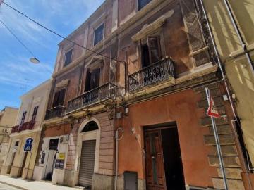 Appartamento in vendita di 305 m² in Via San Lorenzo da Brindisi, 55
