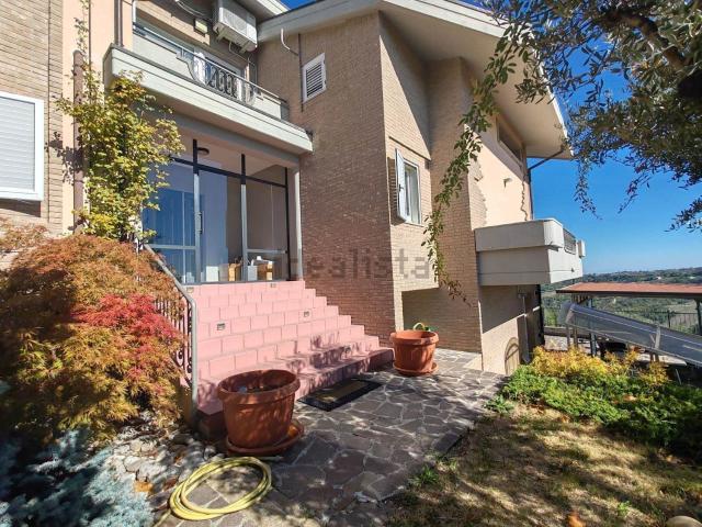 Appartamento in vendita di 306 m²