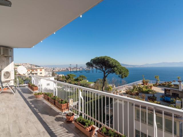 Appartamento in vendita di 307 m² in Via Francesco Petrarca, 141