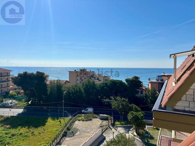 Appartamento in vendita di 30 m² in Strada Statale 1, 48