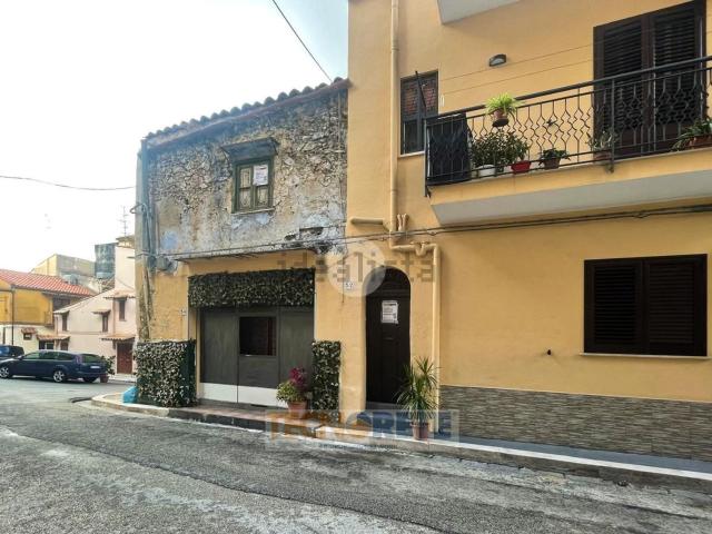 Appartamento in vendita di 30 m² in Via B. Manfredi, 52