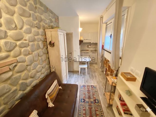 Appartamento in vendita di 30 m² in Via Lungo le Mura di Santa Rosa