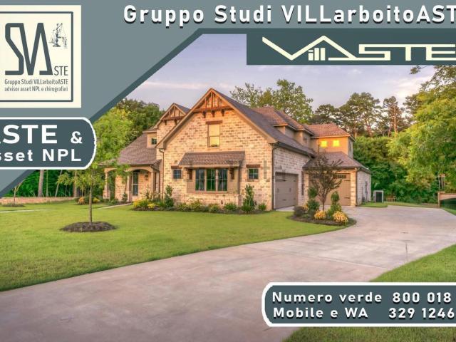 Appartamento in vendita di 310 m² in Via Giovanni Tiboldo Bolla, 11