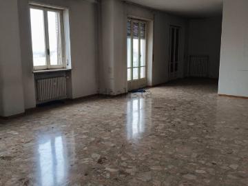 Appartamento in vendita di 310 m² in Via Savona