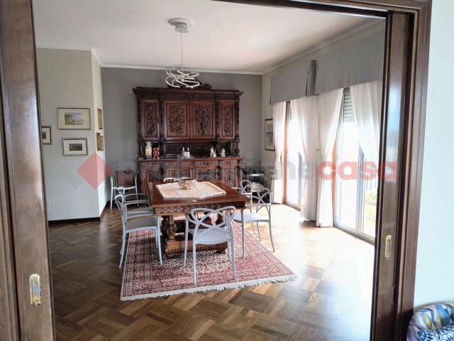 Appartamento in vendita di 310 m² in Via Tommaso Campanella, 36