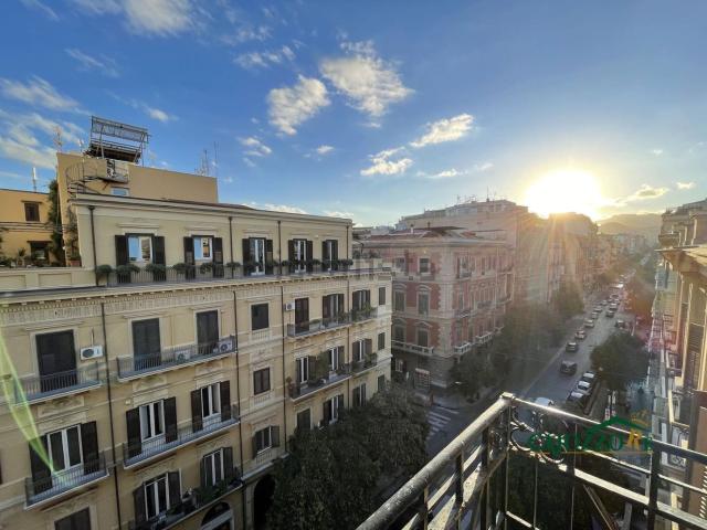 Appartamento in vendita di 311 m² in Via Dante
