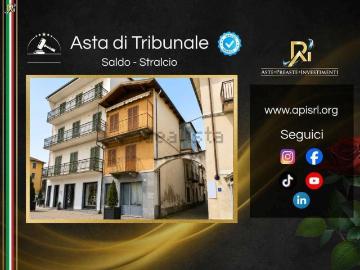 Appartamento in vendita di 311 m² in Piazza San Pietro, 2