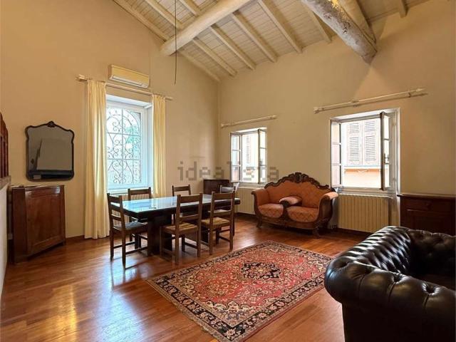 Appartamento in vendita di 312 m² in Via Donatori di Sangue, 7
