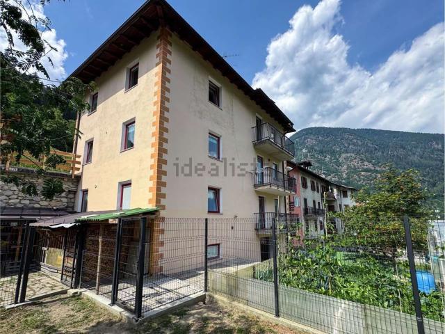Appartamento in vendita di 312 m² in Via III Novembre, 1