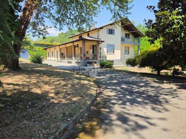 Appartamento in vendita di 312 m² in Via Martiri della Libertà, 14