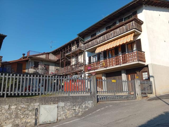 Appartamento in vendita di 312 m² in Via Perola, 21