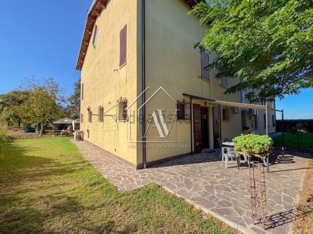 Appartamento in vendita di 314 m² in Via Sottofiume Boncellino, 17