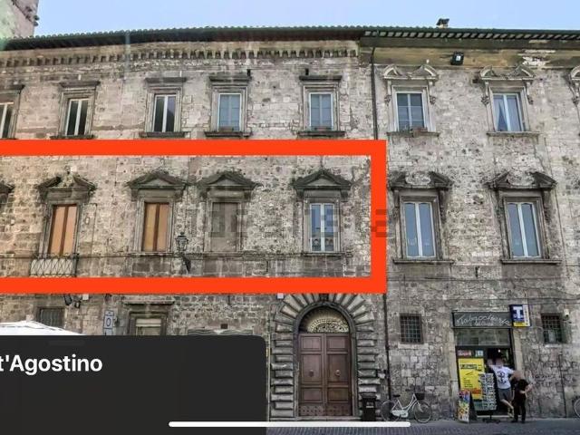 Appartamento in vendita di 315 m² in Via delle Torri
