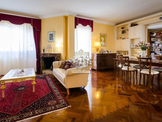 Appartamento in vendita di 315 m² in Viale Scala Greca