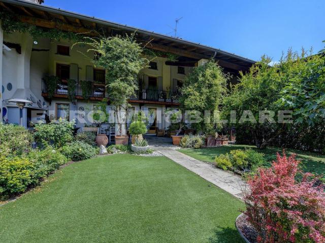 Appartamento in vendita di 318 m² in Via Casotto, 13