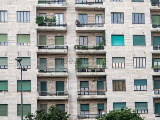 Appartamento in vendita di 318 m² in Via Clemente Vercellone, 124