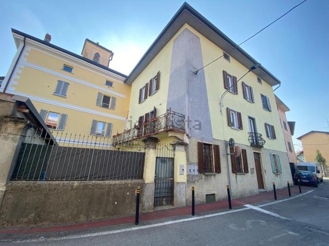 Appartamento in vendita di 319 m² in Via delle Corti