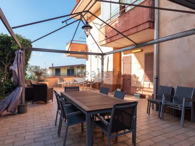 Appartamento in vendita di 319 m² in Viale Alessandro Manzoni, 3
