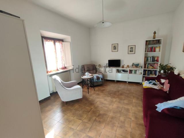 Appartamento in vendita di 320 m² in Via I Maggio