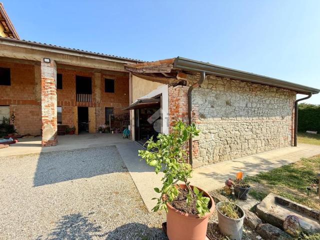 Appartamento in vendita di 320 m² in Via Roma