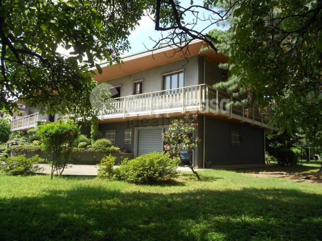 Appartamento in vendita di 320 m² in Via Pablo Picasso, 7