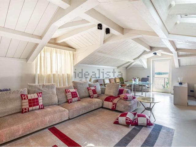 Appartamento in vendita di 320 m² in Corso Guglielmo Marconi, 33