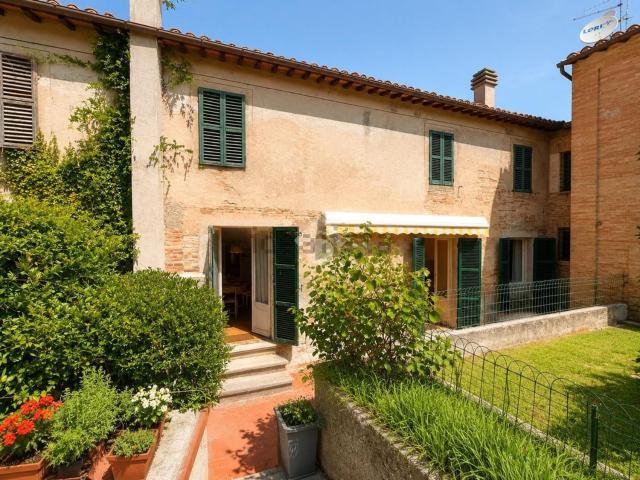 Appartamento in vendita di 324 m² in Via Bellisario, 19