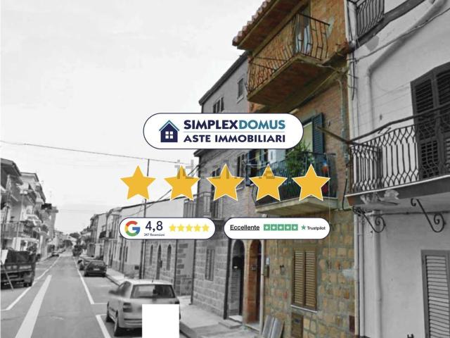 Appartamento in vendita di 325 m² in Via Nazario Sauro