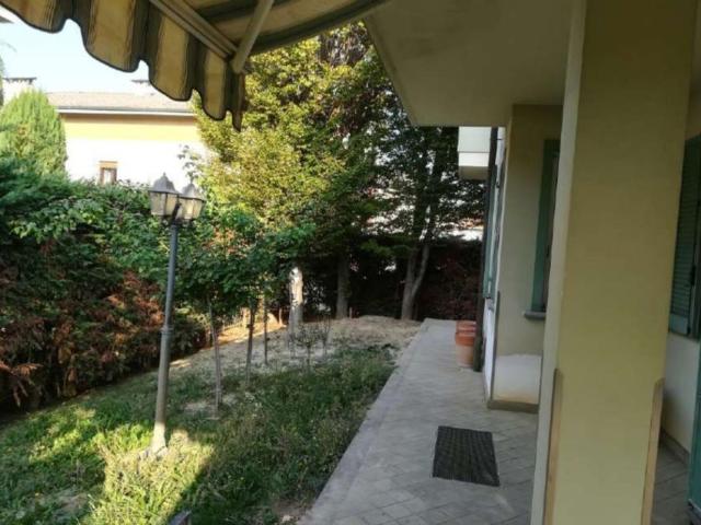 Appartamento in vendita di 326 m² in Via Luigi Einaudi