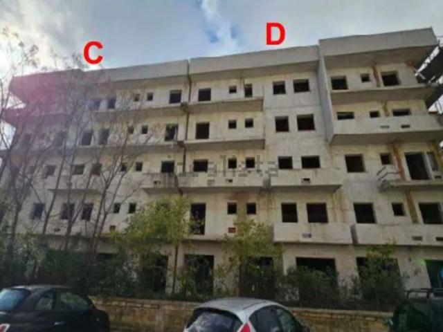 Appartamento in vendita di 3279 m² in Via di Villa Ortisi