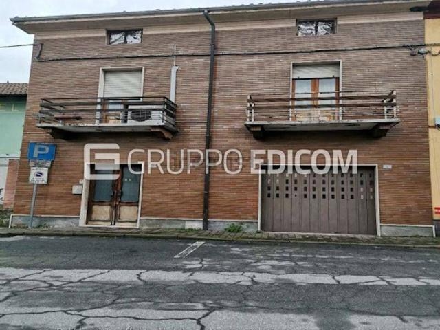 Appartamento in vendita di 327 m² in Via Vittorio Emanuele
