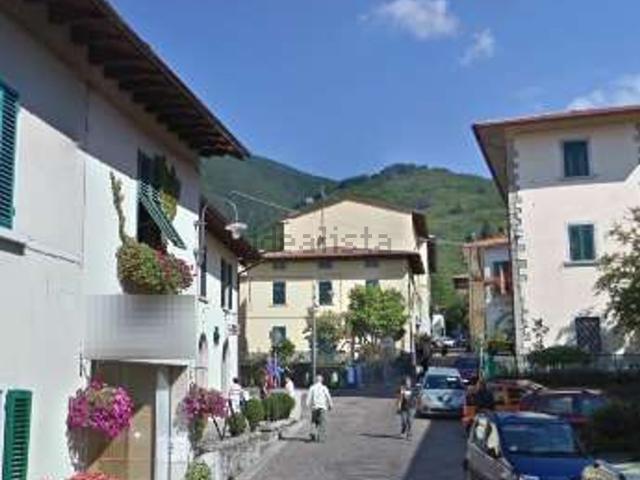 Appartamento in vendita di 328 m² in Via Risorgimento, 90
