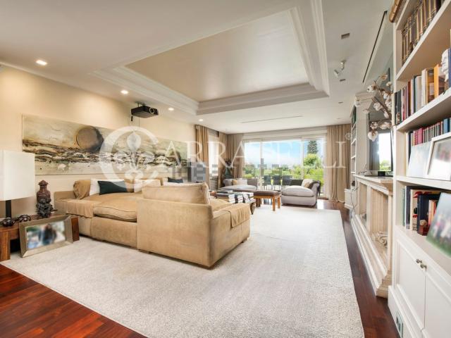 Appartamento in vendita di 330 m² in Via dei Monti Parioli