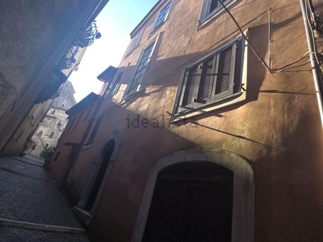 Appartamento in vendita di 330 m² in Via Reale