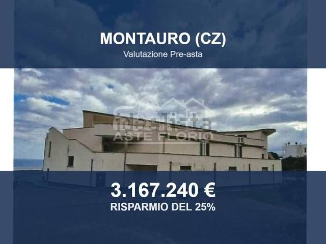 Appartamento in vendita di 3319 m² in Contrada Umbro