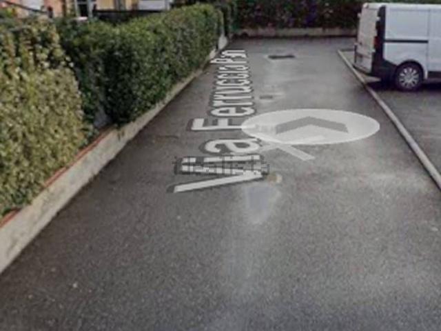 Appartamento in vendita di 332 m² in Via Ferruccio Parri