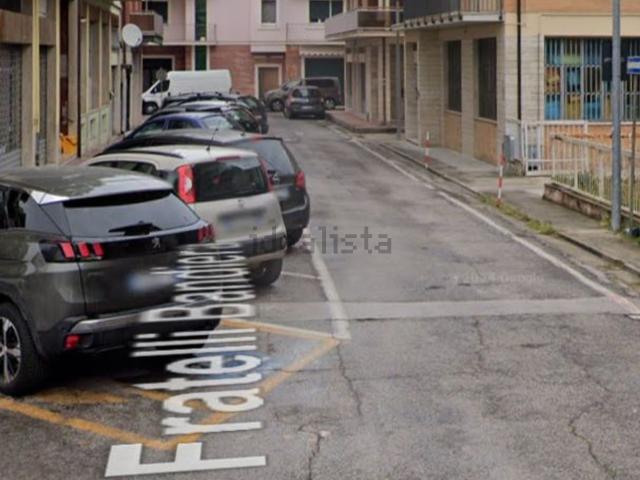 Appartamento in vendita di 332 m² in Via Fratelli Bandiera