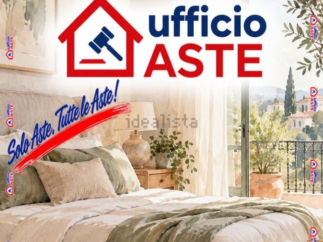 Appartamento in vendita di 333 m² in Via dei Tarlati, 1122