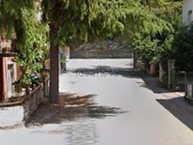 Appartamento in vendita di 335 m² in Via Ca&apos  l&apos Agostina