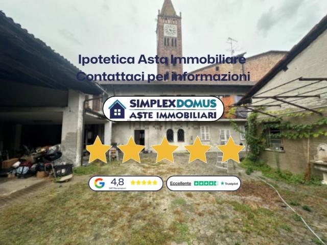 Appartamento in vendita di 335 m² in Via Apostoli