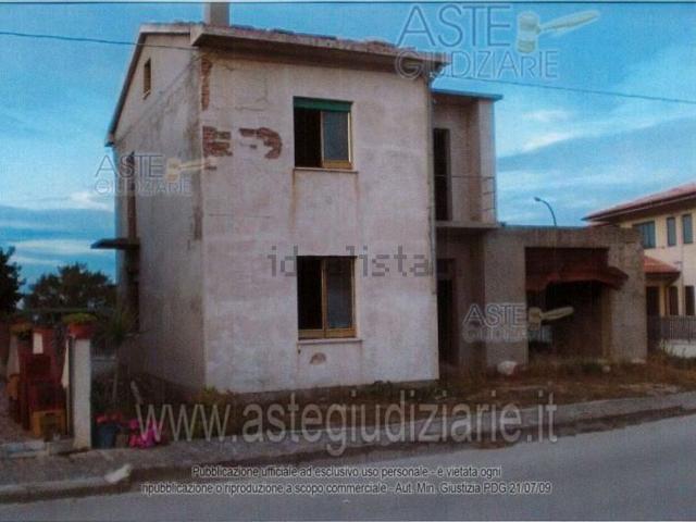 Appartamento in vendita di 336 m² in Viale Brigata Maiella, 44
