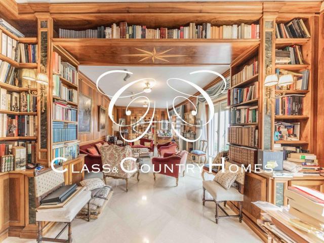 Appartamento in vendita di 337 m² in Piazza delle Muse