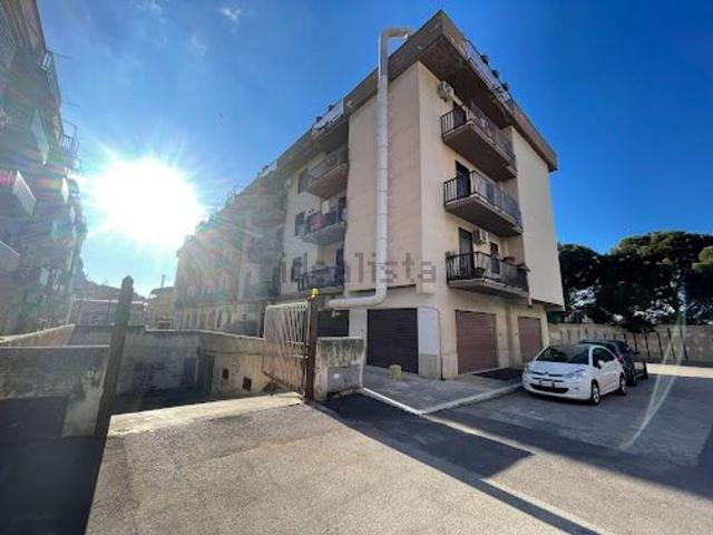 Appartamento in vendita di 338 m² in Via Guido Reni