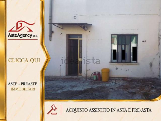 Appartamento in vendita di 339 m² in Via Forni, 64