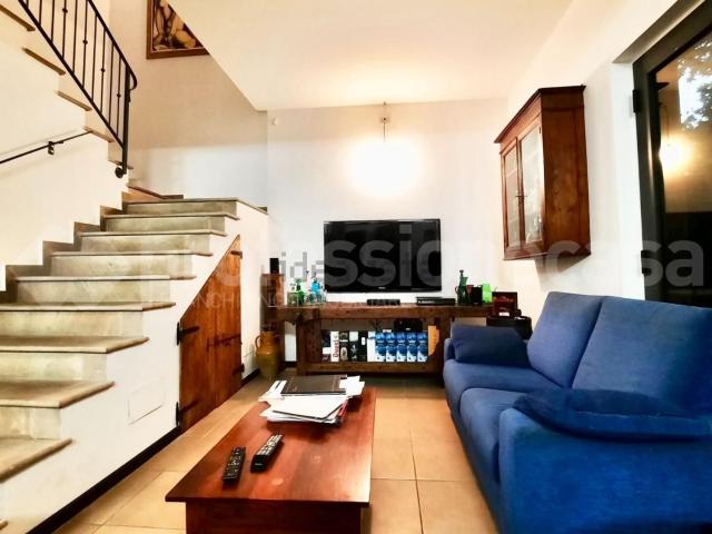 Appartamento in vendita di 340 m² in Via Campania, 1