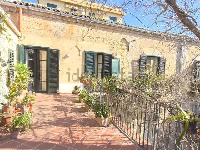 Appartamento in vendita di 344 m² in Via Venezia, 3