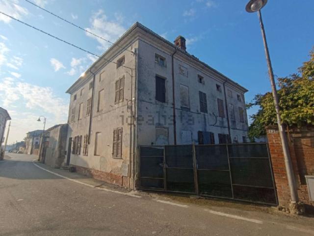 Appartamento in vendita di 349 m² in Via Giuseppe Mazzini