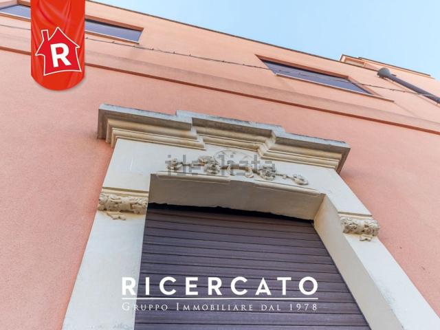 Appartamento in vendita di 350 m² in Via Cesare Battisti, 50