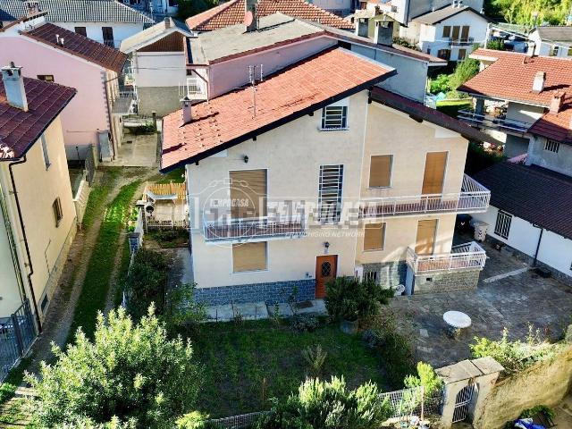 Appartamento in vendita di 350 m² in Via alle Fabbriche